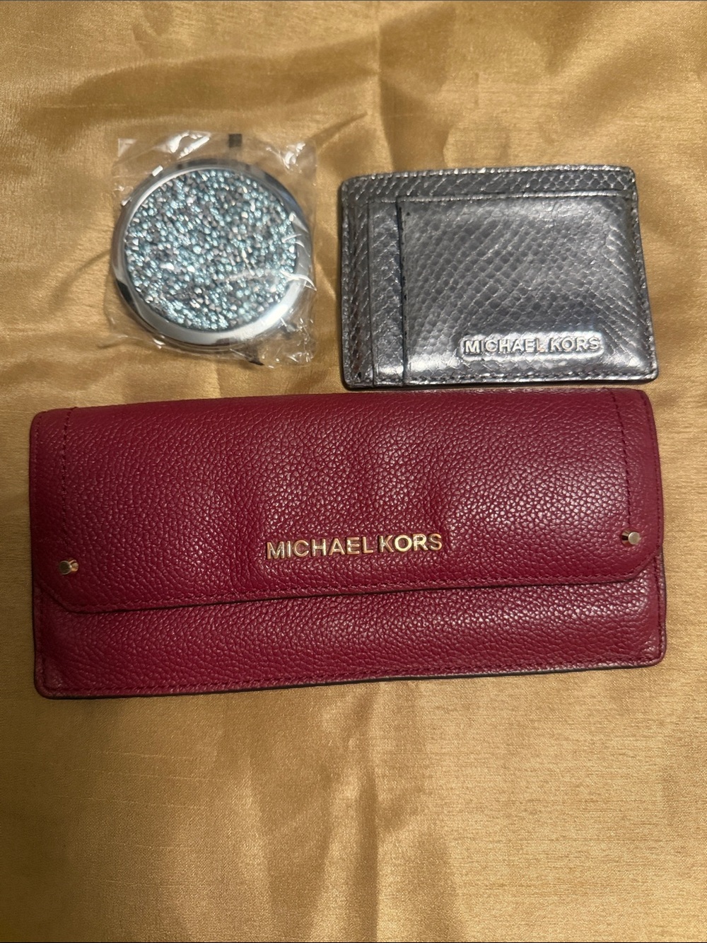Michael Kors Wallet & Card Case